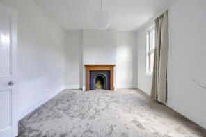 Flat A, 33, Marsh Hill, Hackney, London E9 5QA