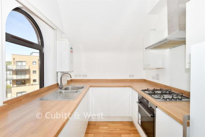 Kitchen/ Lounge