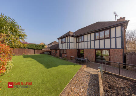 The Lindens, Loughton, IG10