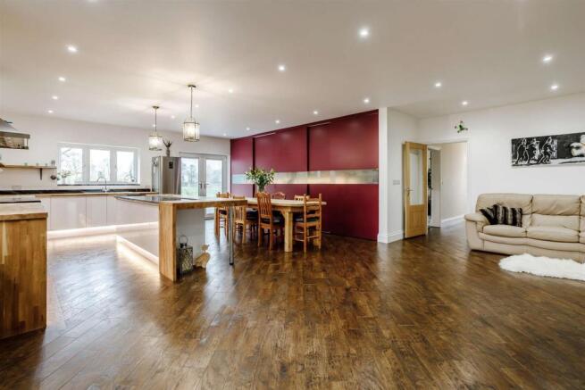 8445841-interior01-800.jpg