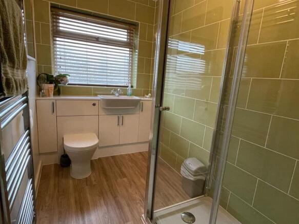 Shower Room.jpg