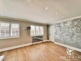 10c, St Johns Road, Grays RM16 4JU