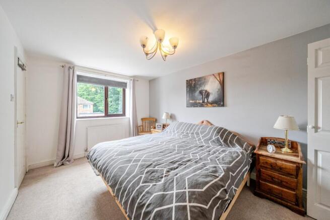 3 bed Semi-Detached for sale Image 12
