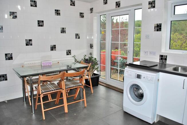 Kitchen/Breakfast...