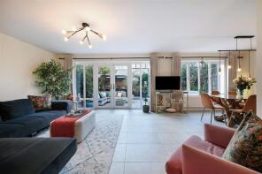 9, Oak Park Gardens, London SW19 6AR