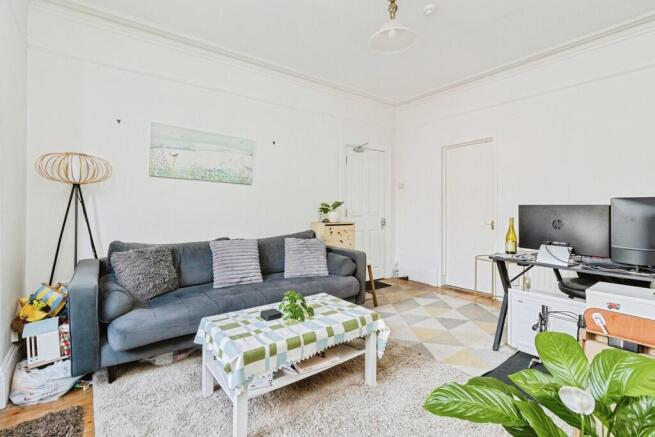 lounge 2