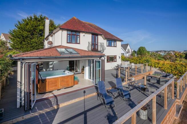 A06 - 91 Dartmouth Road Paignton - 221011.jpg