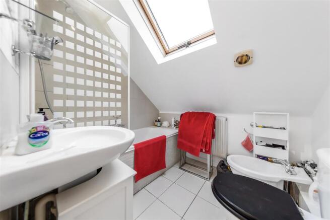 En Suite Bathroom