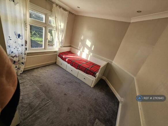 Bedroom2