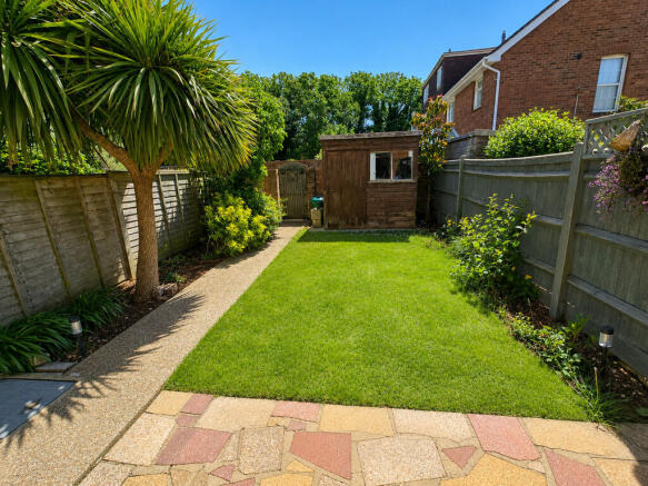 NEW GARDEN PHOTO