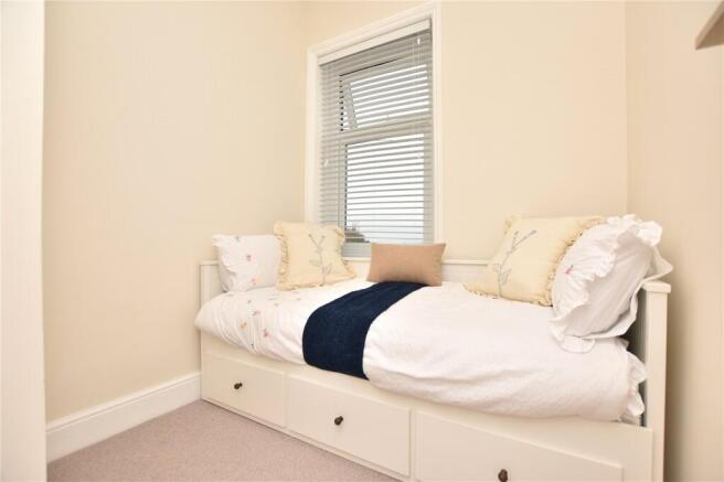 2 bed Terraced for sale Image 6