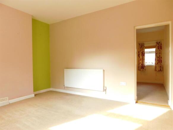 new lounge 1.JPG