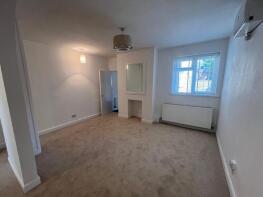 11, Charlton Road, Southampton SO15 5FL