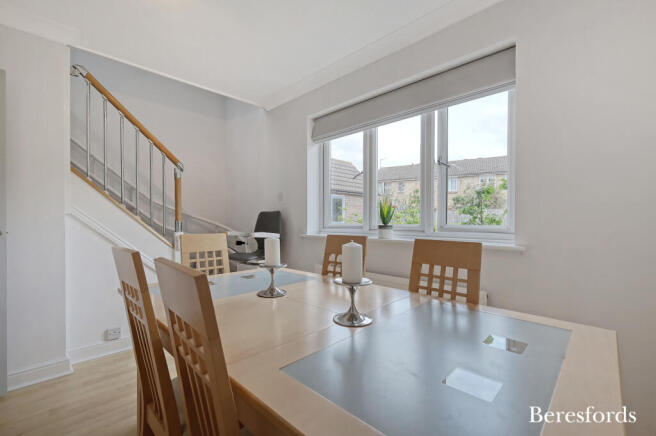 Earl Mountbatten Drive, Billericay, CM12 photo 4