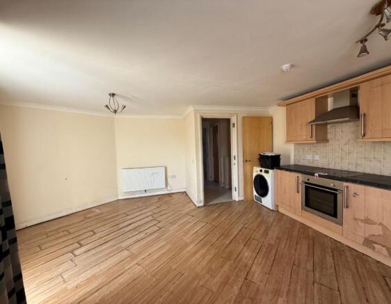 Flat 3, 81 Martins Lane, Wallasey, Merseyside, CH44 1BQ photo 4