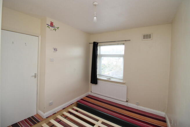 3 bed Semi-Detached to rent Image 8