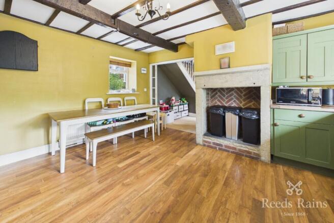 2 bed Semi-Detached for sale Image 10