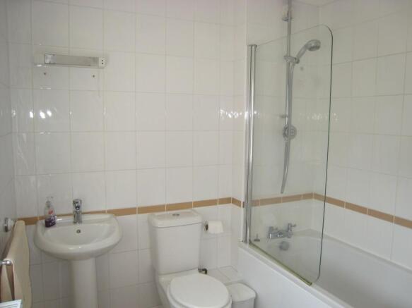 En-suite Bathroom