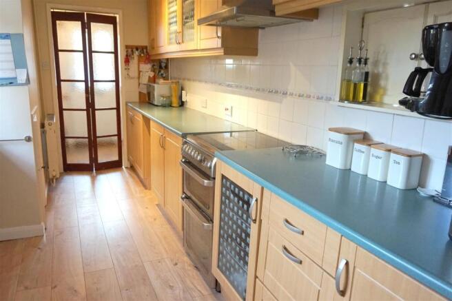 Kitchen.JPG