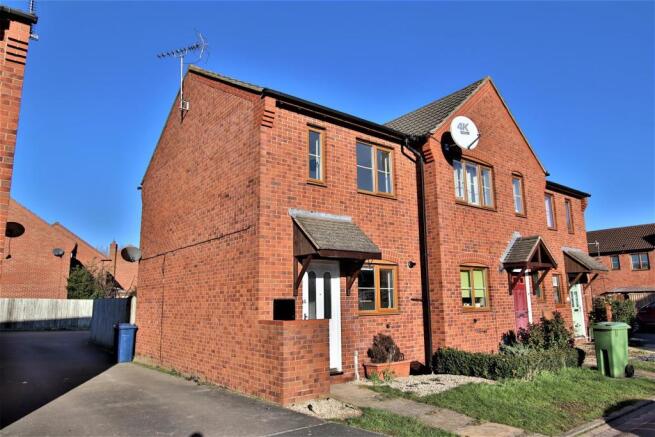 Cypress Road, Walton Cardiff, Tewkesbury - Front