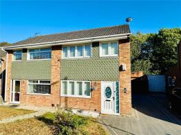22, Bodiam Drive, Swindon SN5 8BD