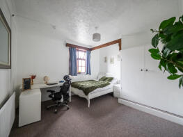 4, Wyndcliffe Road, Southsea PO4 0LA