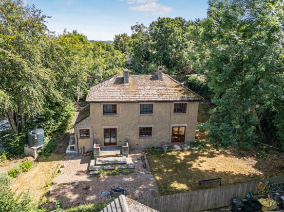 4 bed Detached for sale Image 12