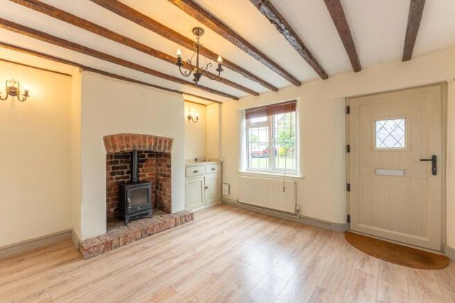 Sitting Room To Fron