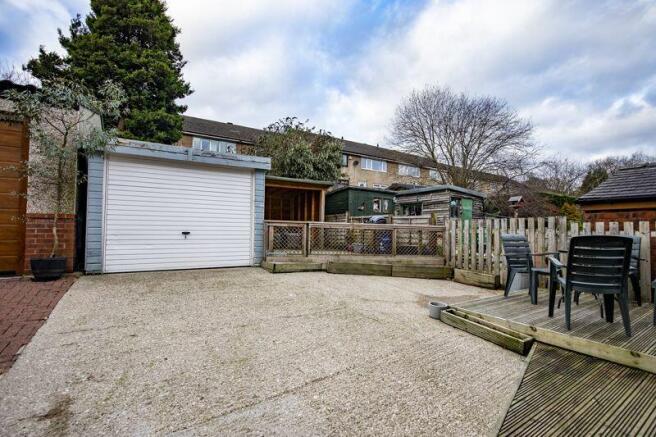 Garage, sundeck and parking