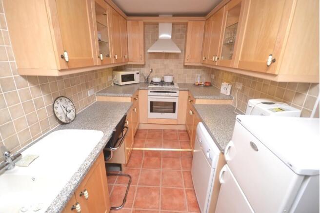 KITCHEN (ANNEX)