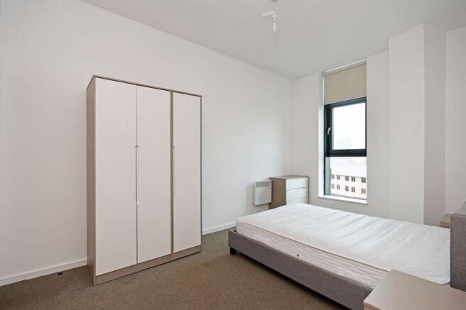 2 bed Apartment to rent Image 7