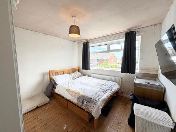 3 bed Semi-Detached for sale Image 11