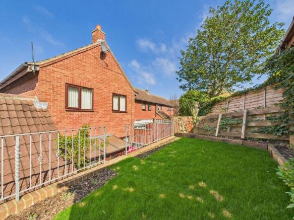 3 bed Detached for sale Image 11