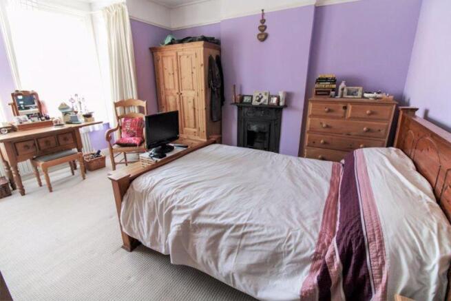 bed 1