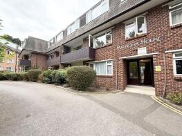 3, Magnolia House, Redhill Drive, Bournemouth BH10 6AD