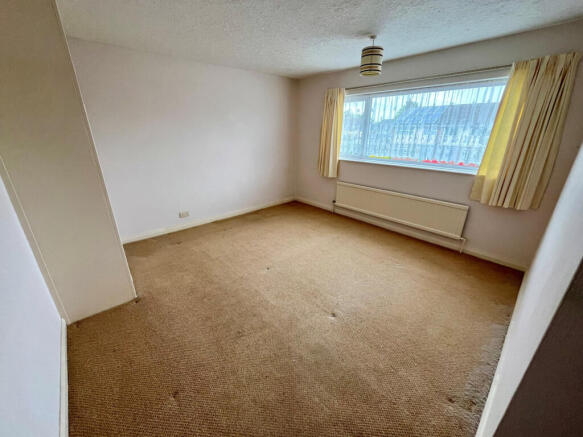 3 bed Terraced for sale Image 6