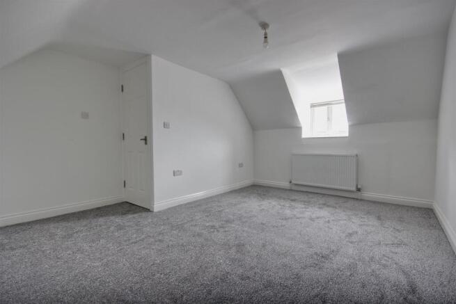2 bed Terraced for sale Image 7