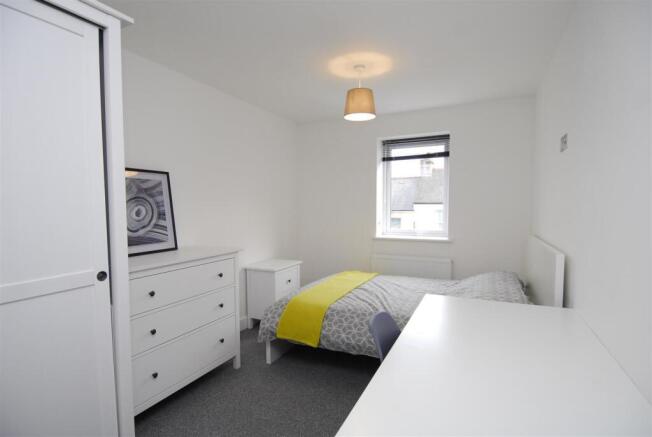 BelgraveManorF12R1001.JPG