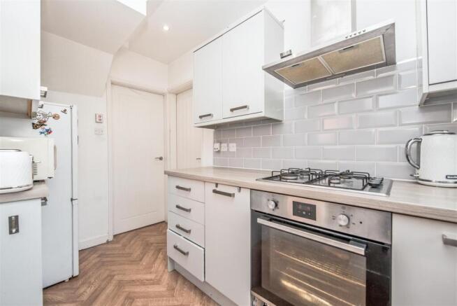 3 bed Semi-Detached for sale Image 12