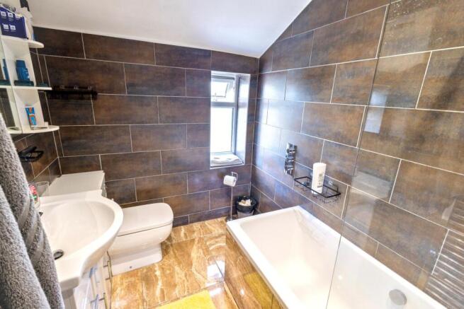 3 bed Maisonette for sale Image 4