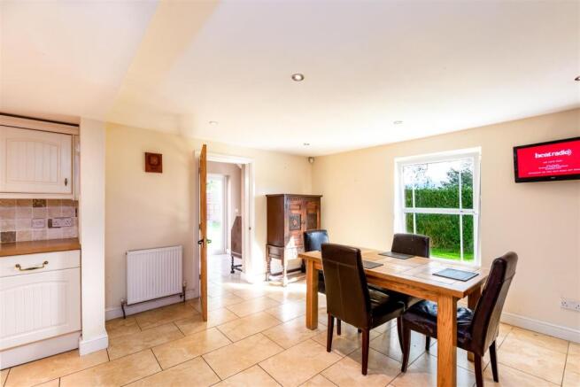 Dining/Family room
