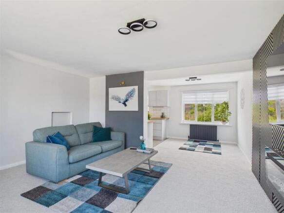 3 bed Detached for sale Image 4