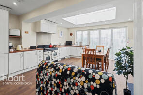 35, Hall Road, South Ockendon RM15 4HJ