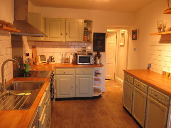Photo 3