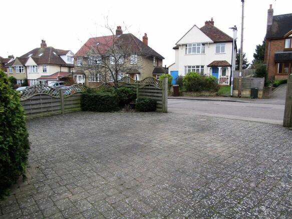 Photo 10