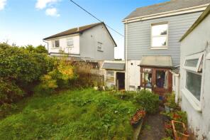39, Treslothan Road, Camborne TR14 9EJ