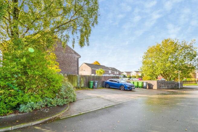 Blethin Close, Cardiff photo 4