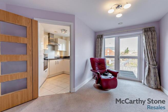Squire Court, Raleigh Mead, South Molton Devon photo 4