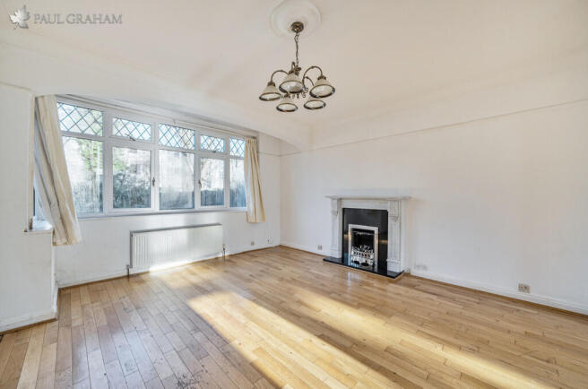 4abae342-e7a8-45b...