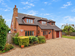 Hayseldin Cove, The Oval, Romney Marsh TN29 0LR